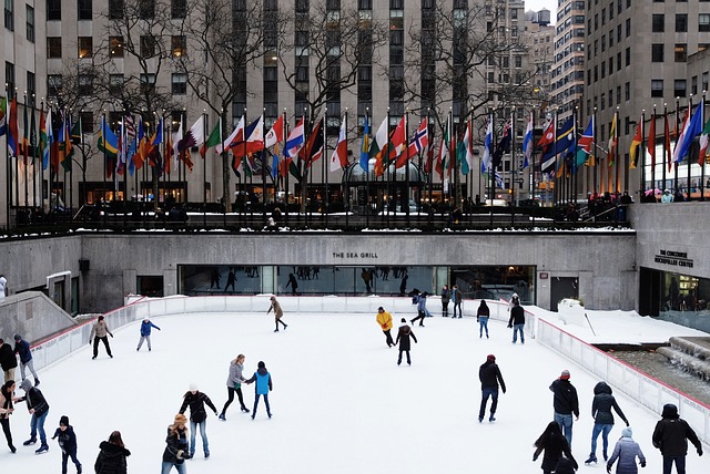 ICE SKATING in&nbsp;NYC
